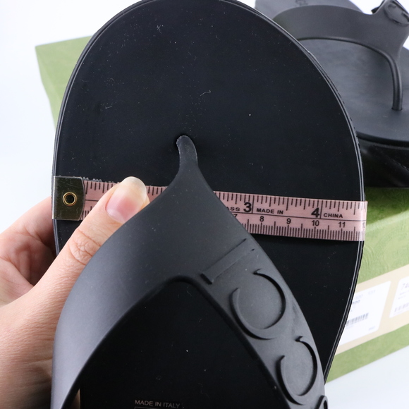 Gucci 41 Y2K Black Logo Shiny Rubber Platform Flip Flops Thongs Sandals E782 - Picture 9 of 16
